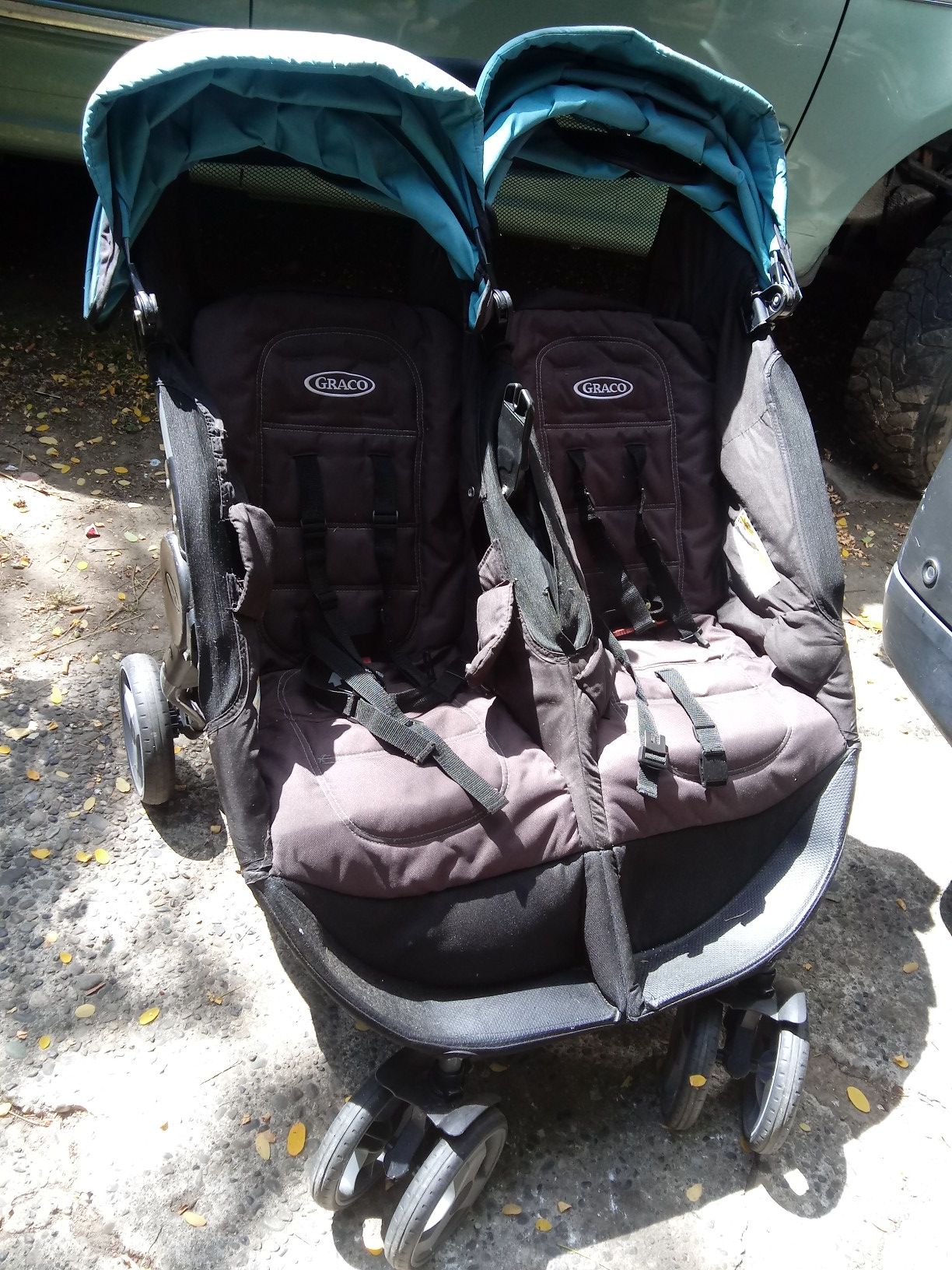 Graco fold duo click connect. 1877159