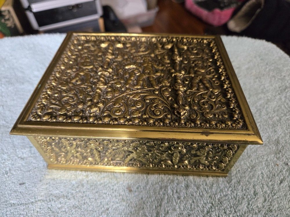 ANTIQUE 1920 Brass Box