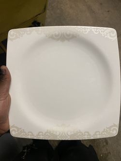 Fine China Mikasa 40pieces