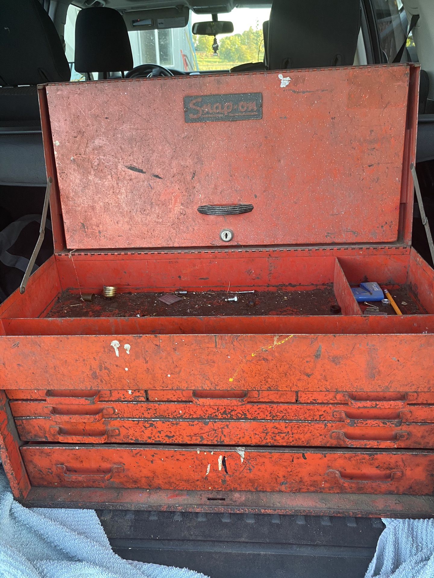 Vintage snap on tool box