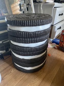 Oreo Cookies Side Table/ Chair