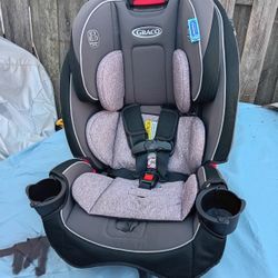 Graco Slim Fit Convertible Car Seat CURRENT NOT EXPIRED 