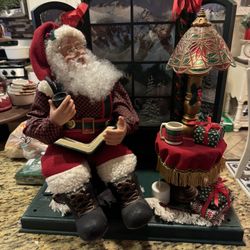 Vintage Trim A Home Santa By Bay Window 