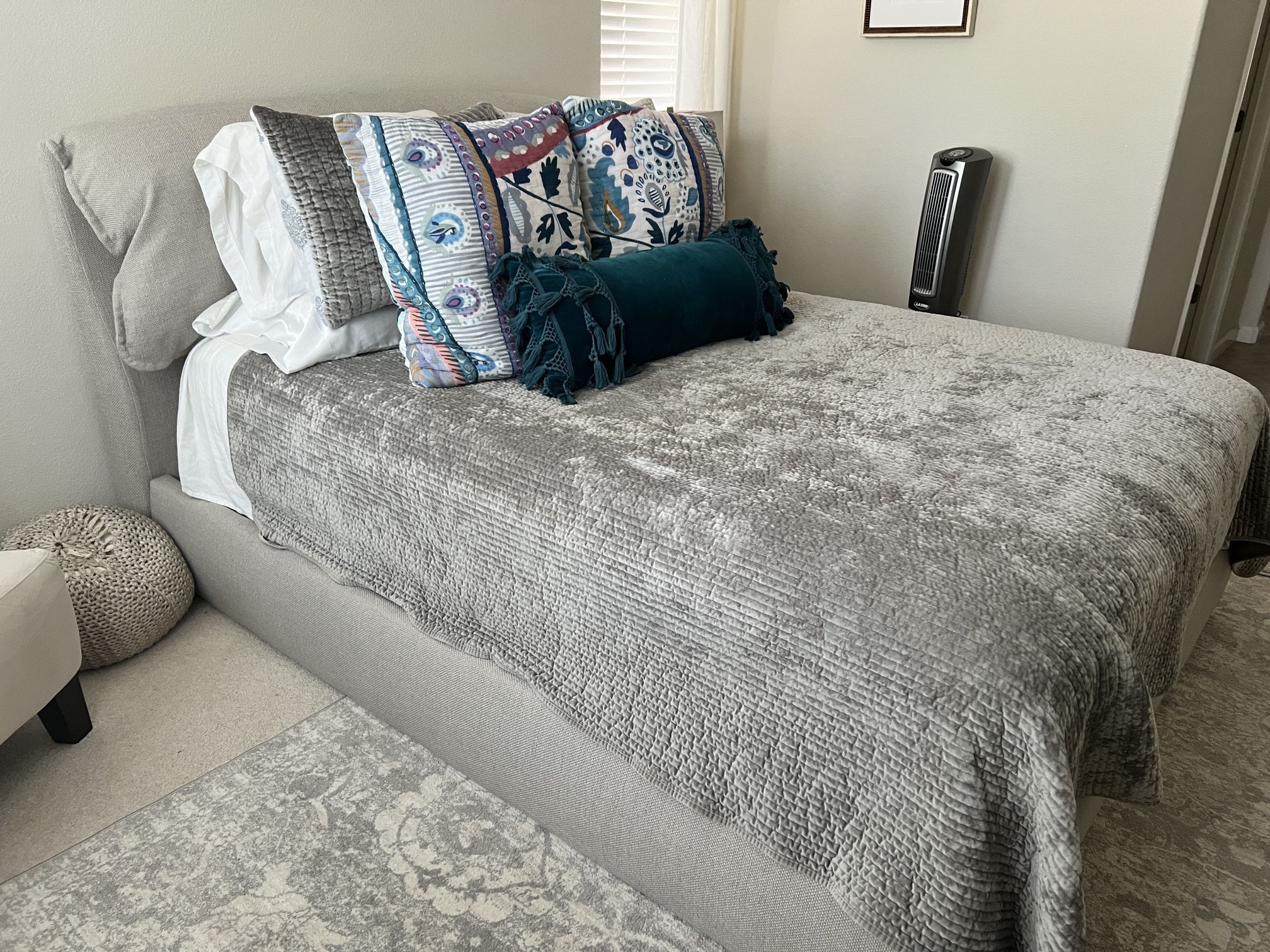 β¨ Lightly Used Anthropologie Modern Cushion Bed β Queen β $695 + FREE Mattress & Box Spring! β¨