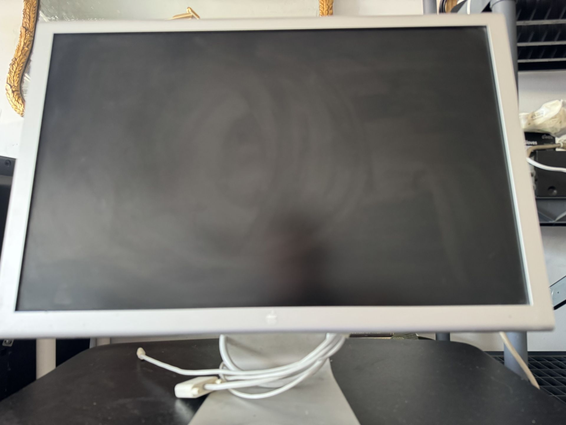 Apple Cinema HD Display 23” A1082 – Excellent Condition – Vintage Apple Look