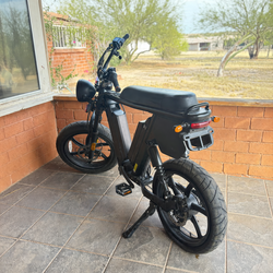 2017 Juiced Hyper Scrambler 2 E-Bike – Like New, 1000W Motor, 100mi Range - Tucson, AZ