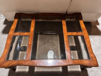 Beautiful Wood And Glass Coffee Table!
