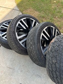 Set of 4 Black Machined Wheels with Tires 6 lug
