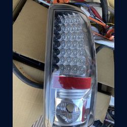 99-06 Gm Headlights And Taillights 