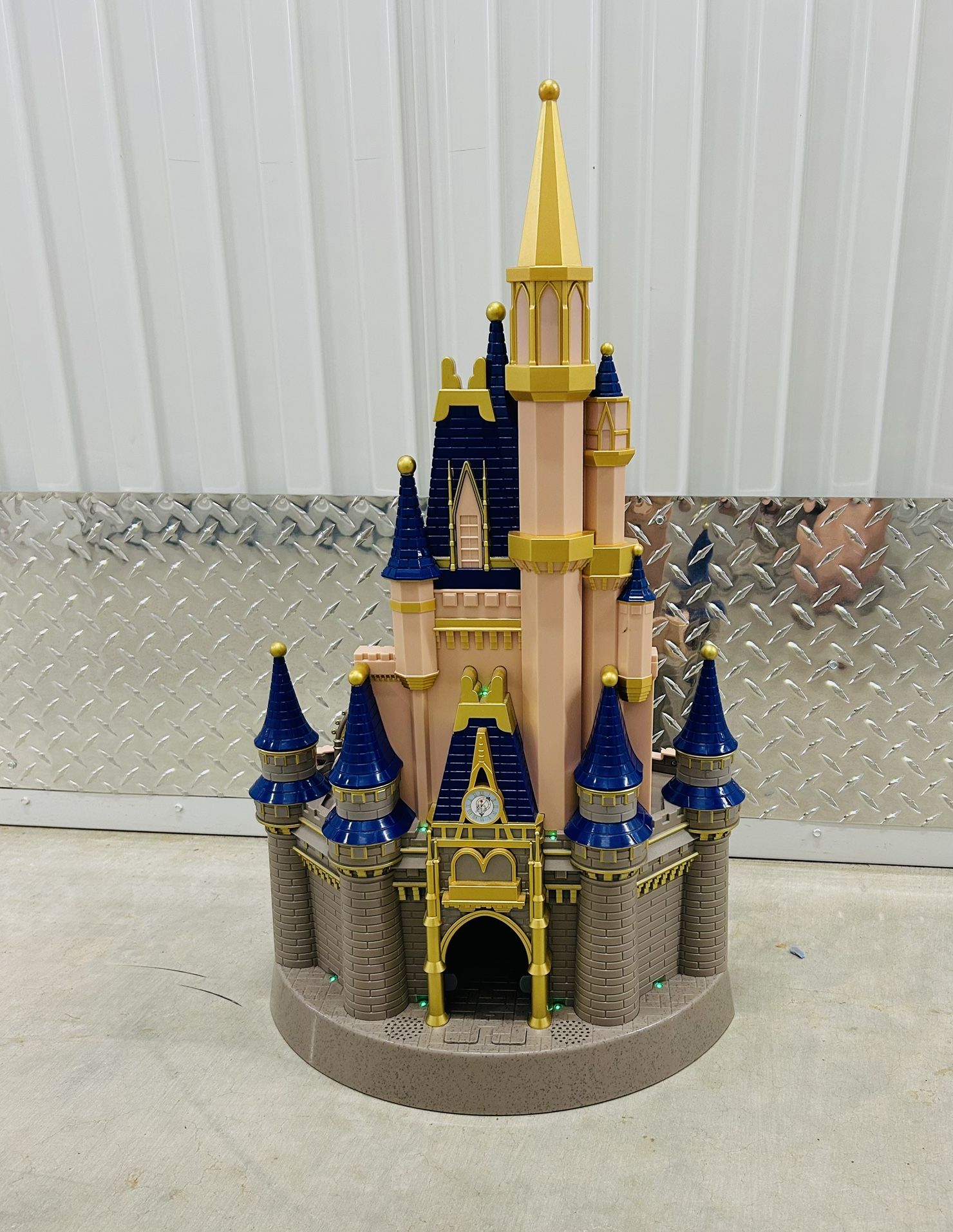 Walt Disney World Parks Cinderella Castle Playset Light Up