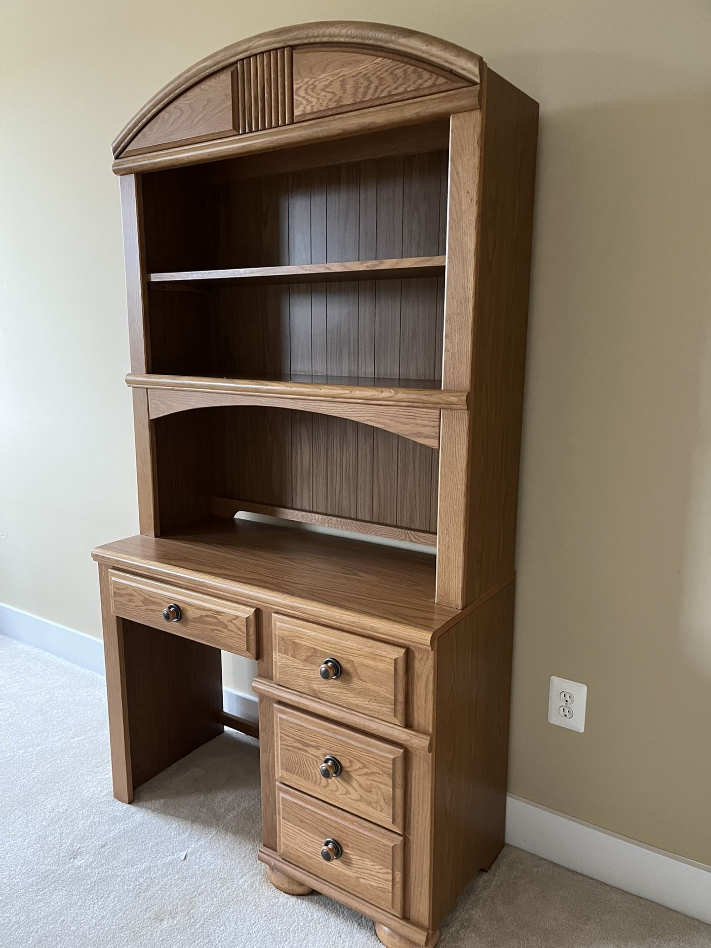 Children’s Desk with Hutch and Chair