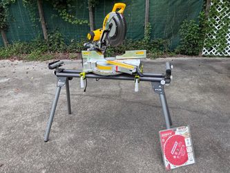 DEWALT 12” Sliding Miter Saw + Stand + Diablo Blade - USED ONCE