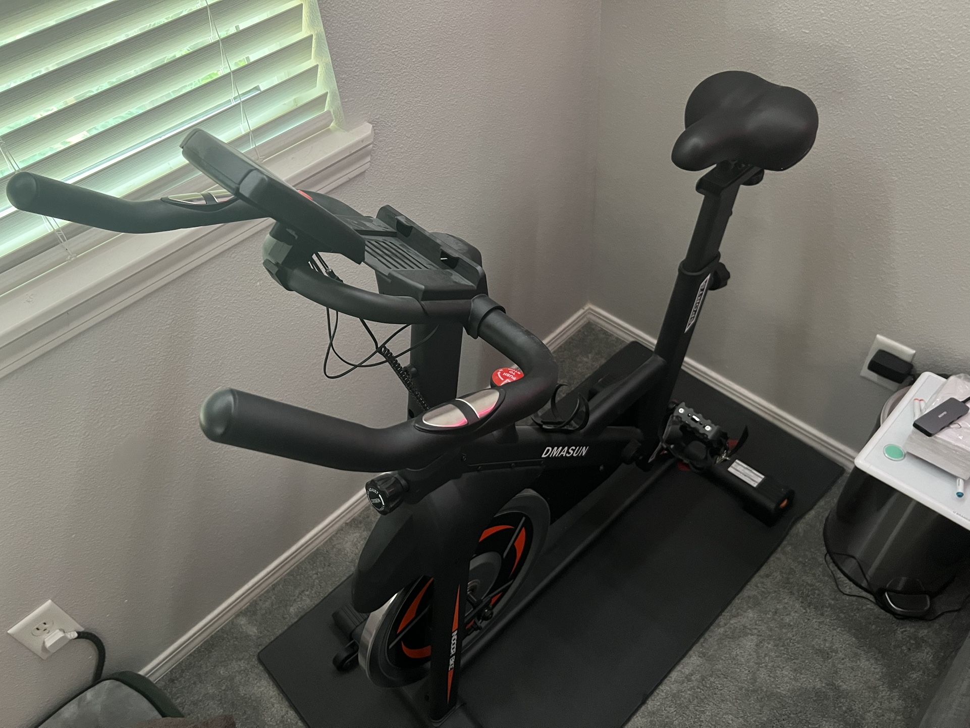 DMASUN Magnetic Resistance Upright Exercise Bike