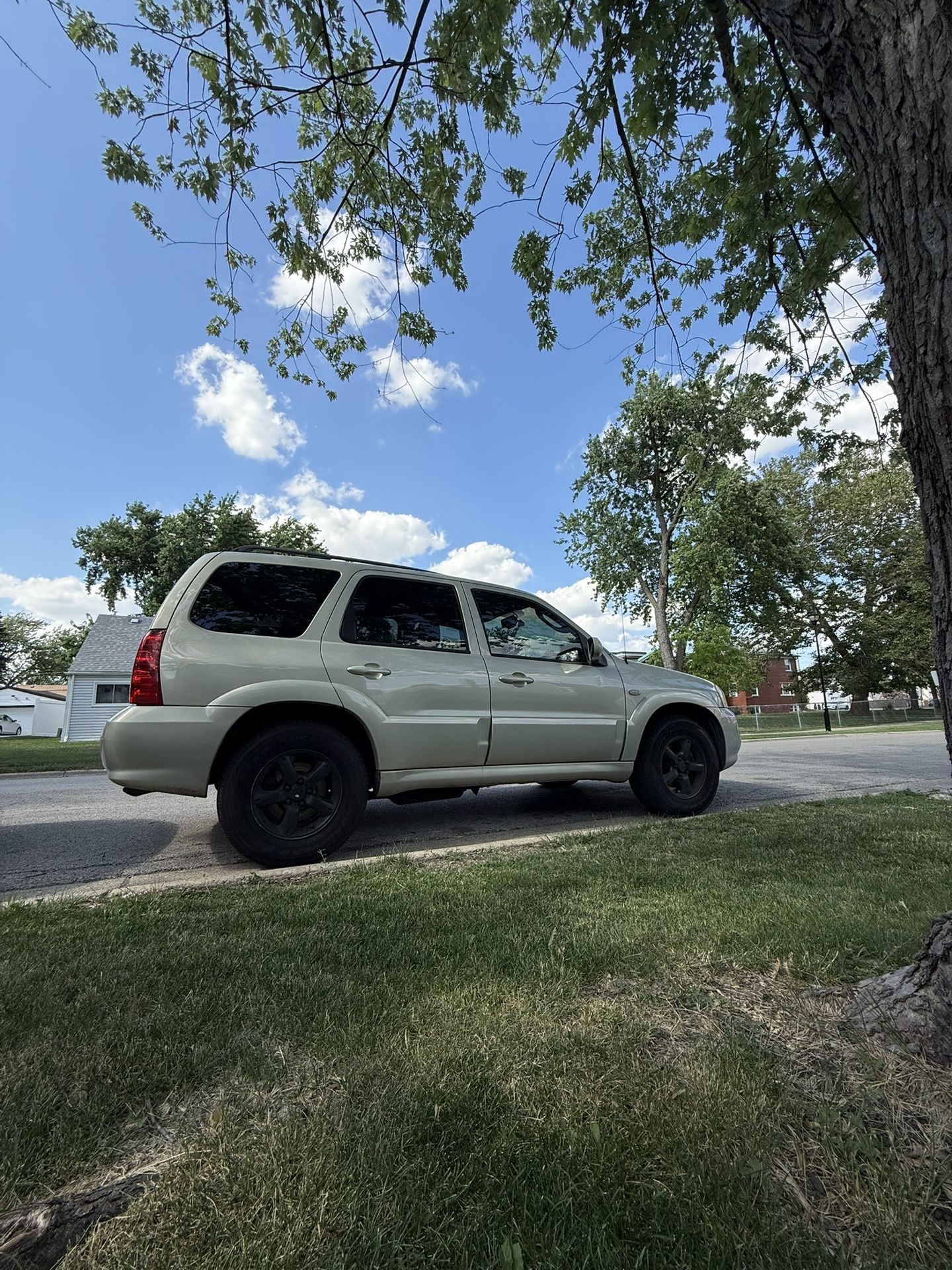 2005 Mazda Tribute
