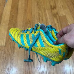 Soccer Cleats Size 1