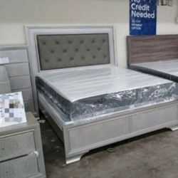 Led Panel Bedroom Set 4-Piece (Qb Dresser Mirror Nightstand)