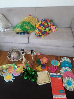 Hawaiian or Moana party supplies