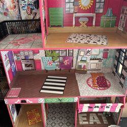 Barbie/doll House