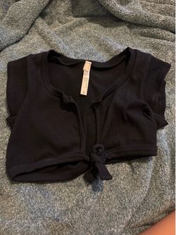 tied shirt