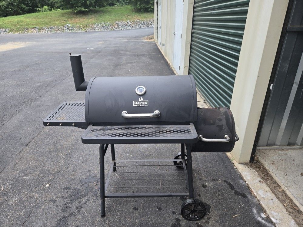 Smoker/Charcoal Grill