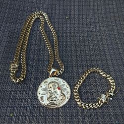 14K gold plated 8mm Cuban link chain bracelet and pendant set