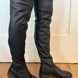 Black Knee-high Faux Leather Boots