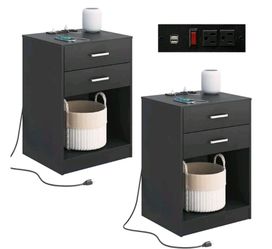 Set of 2 Black Nightstands with Charging Station Juego de 2 Mesas de Noche con Estación de carga