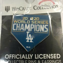 LA DODGER PINS