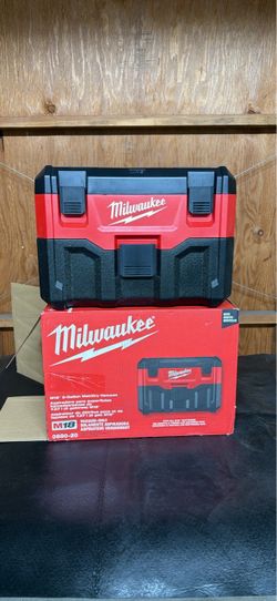 Milwaukee M18 2-Gallon Wet/Dry Vacuum 0880-20