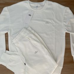 Alo Yoga Sweater Set