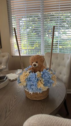 Baby shower Center pieces