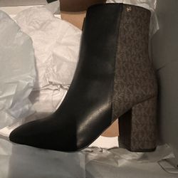 Michael Kors Ankle Boots