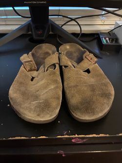 Birkenstock Boston Suede Clogs – Brown/Taupe