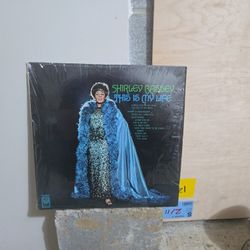 Record Of Shirley Bassey