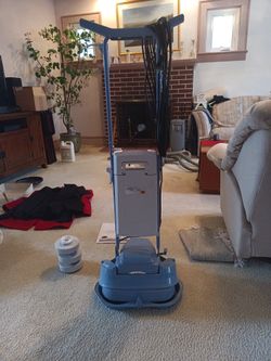 Electrolux Carpet Shampooer