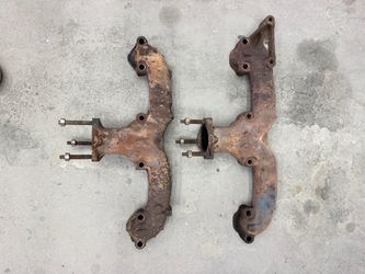 Chevrolet small block exhaust manifolds
