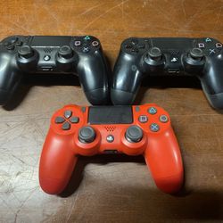PS4 Controllers