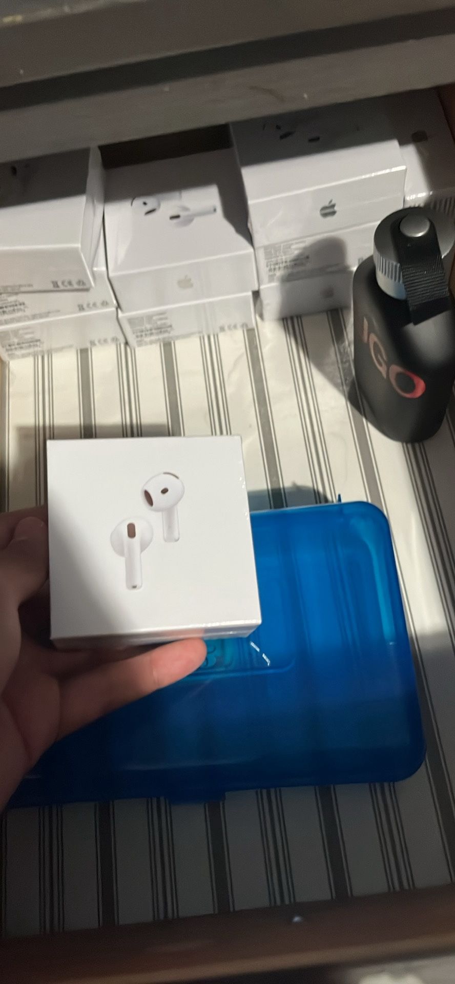 AirPods