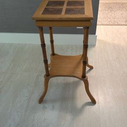 Accent Table Wood
