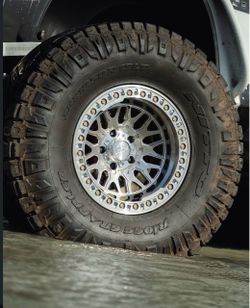 Lock Off-road Invaders Available Perfect for Tacoma,Chevy,GMC and More!!