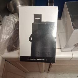BOSE Soundlink Revolve + II