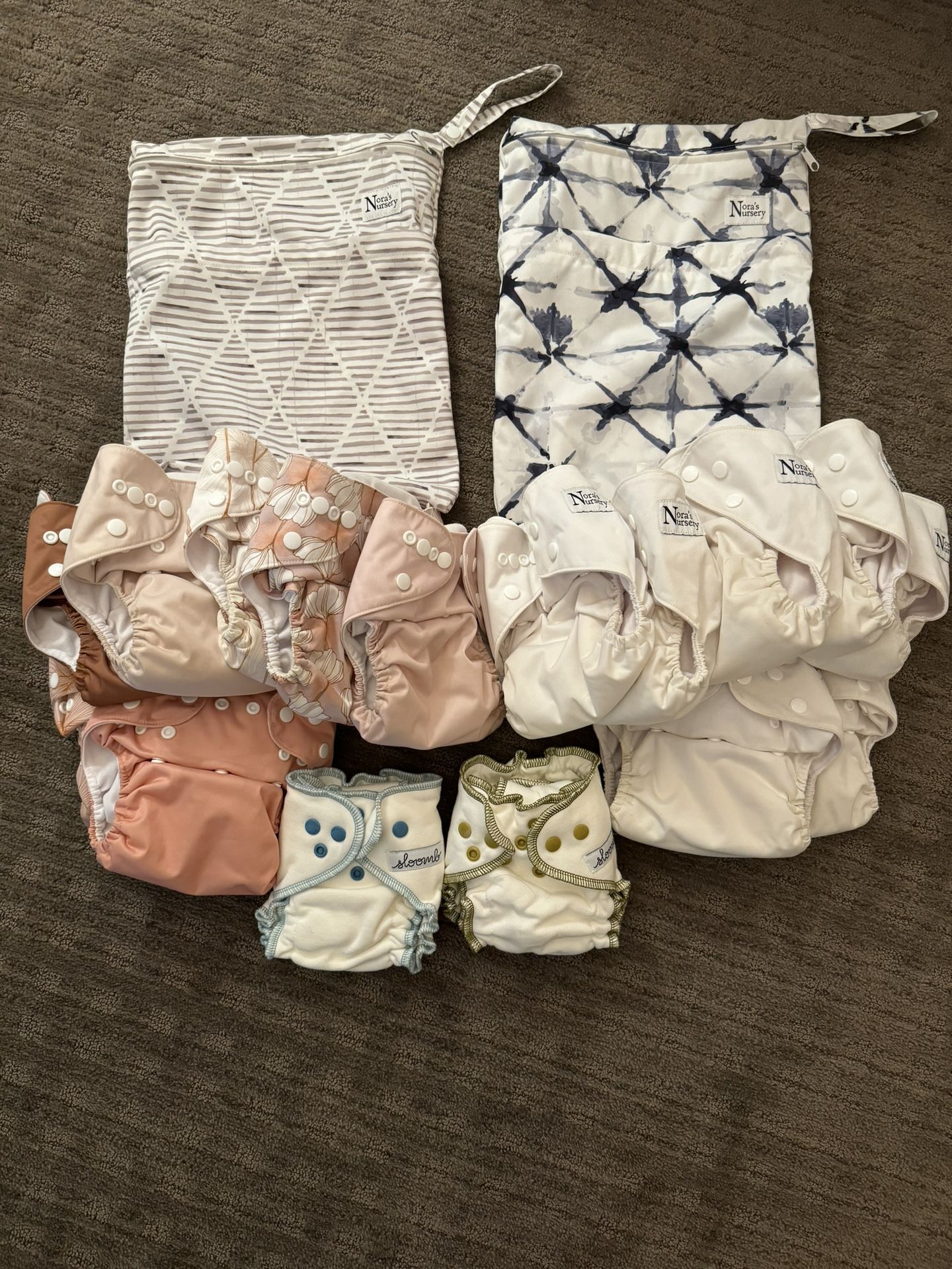 Noras Nursery Diapers, Excellent Condition