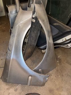 2000 Honda civic left and right fenders