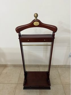 Valet Stand