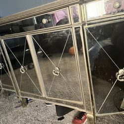 Glass Buffet 