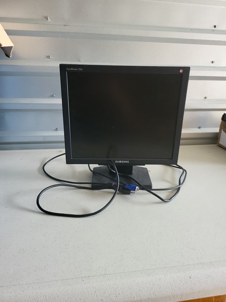 Samsung 17" LCD Monitor