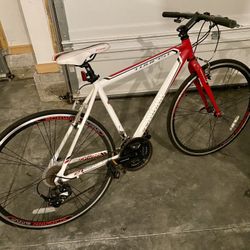Schwann Men's 700c Tourist Bike, Red & White