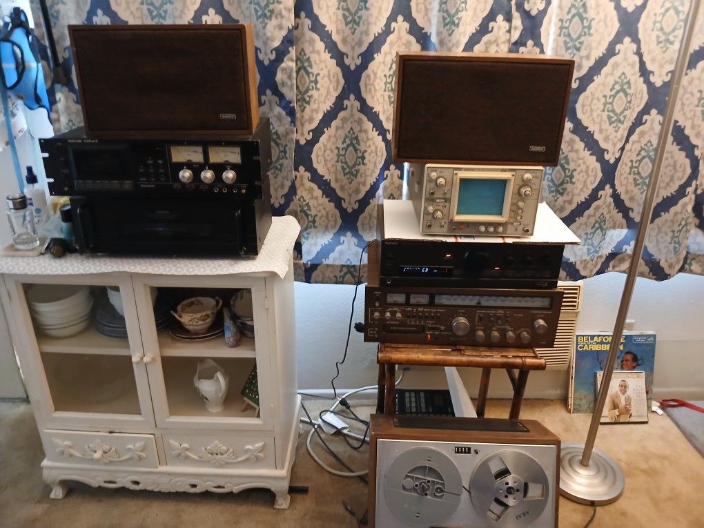 Vintage Stereos & Speakers.. Call 