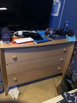 Dresser