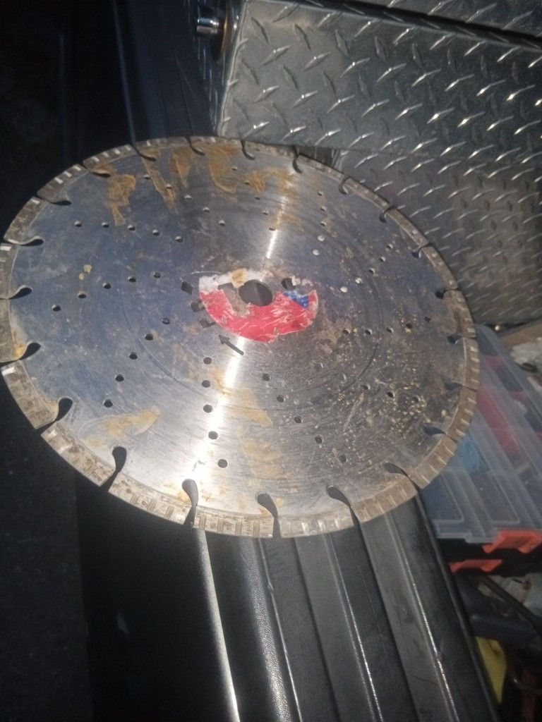 Concrete Diamond Blade....Very Good Blade....